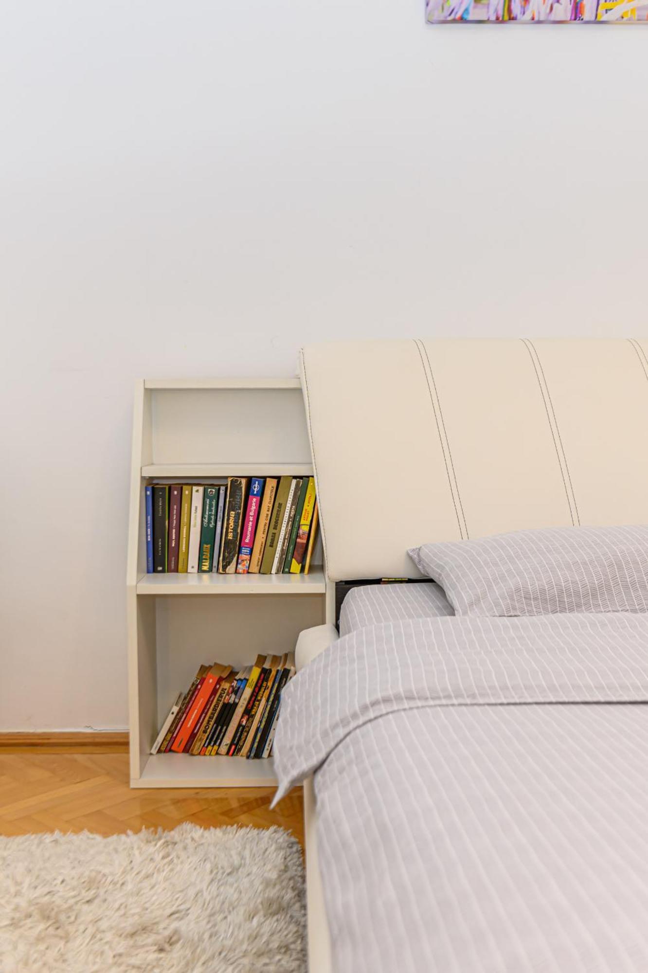 Brasov Centrul Vechi - 67Sqm - 2Min To Counsel Square Apartment Bagian luar foto
